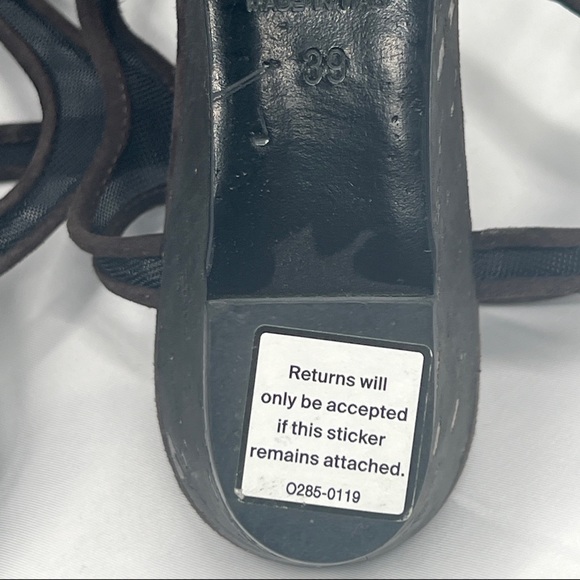 CHANEL Camellia Dark Brown Mesh Suede CC T-Strap Cork Wedge Sandals Size 39 US 9 - Picture 9 of 15